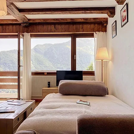 Croix De Coeur By Interhome *